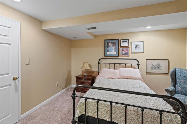 3302 Village Drive, Fairfield, OH 45014