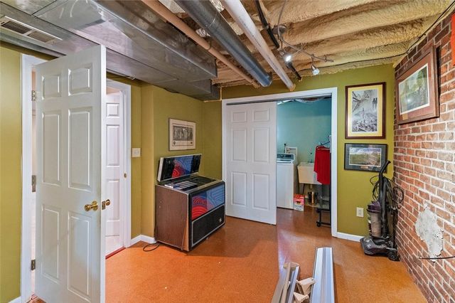 3302 Village Drive, Fairfield, OH 45014