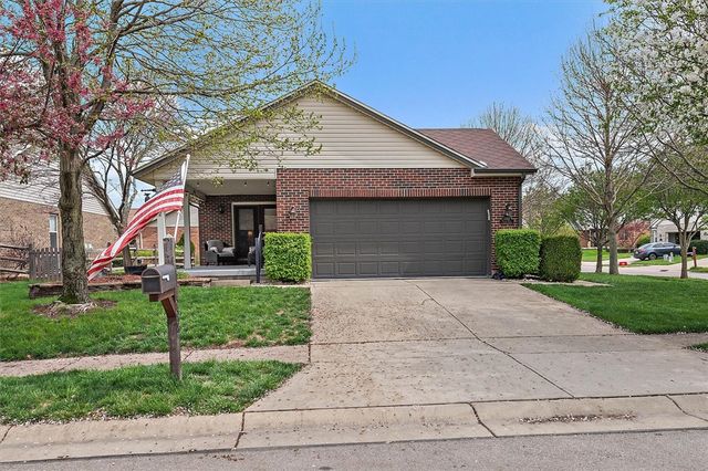 3302 Village Drive, Fairfield, OH 45014