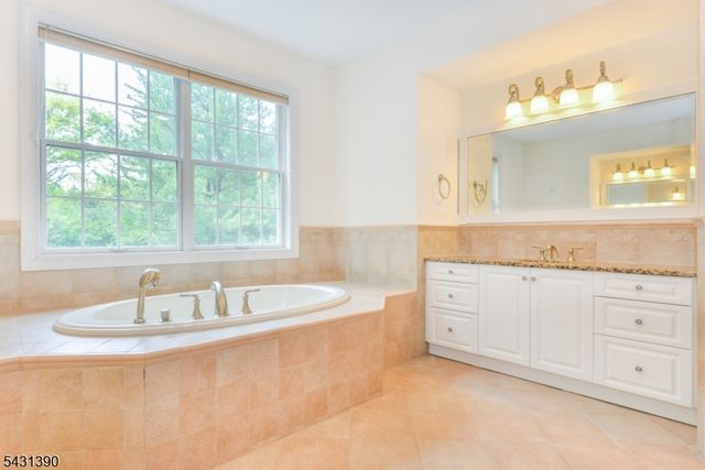 3 Christopher Ct, Montclair Twp., NJ 07042