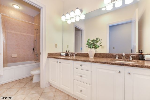 3 Christopher Ct, Montclair Twp., NJ 07042