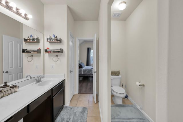 84 Palos Verde, Conroe, TX 77304