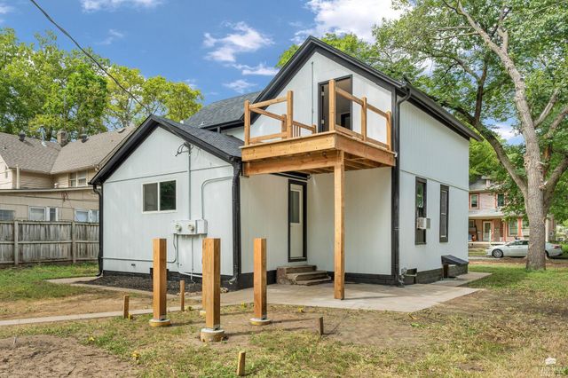 823 Colorado Street, Manhattan, KS 66502