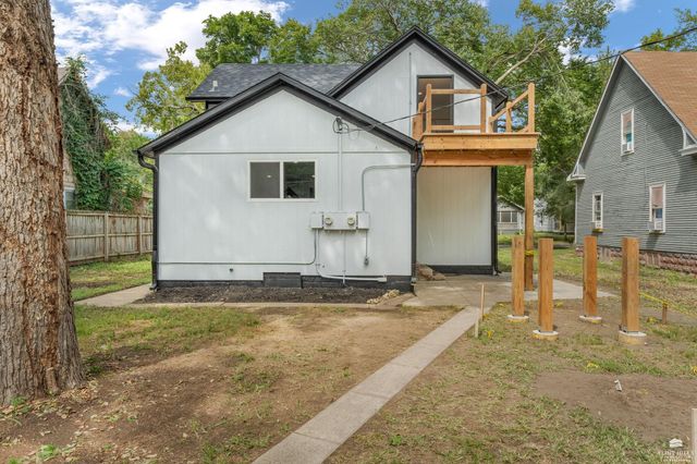 823 Colorado Street, Manhattan, KS 66502
