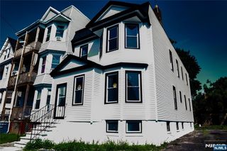 80 Maple Avenue, Irvington, NJ 07111
