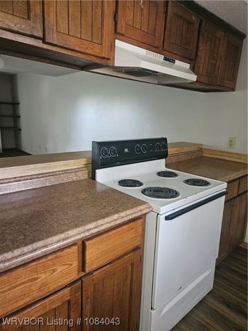 312 N Albert Pike Avenue, Fort Smith, AR 72903