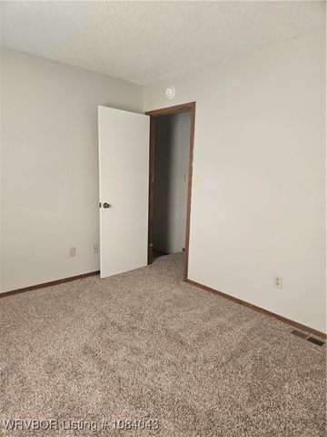 312 N Albert Pike Avenue, Fort Smith, AR 72903