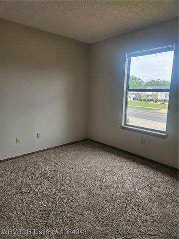 312 N Albert Pike Avenue, Fort Smith, AR 72903