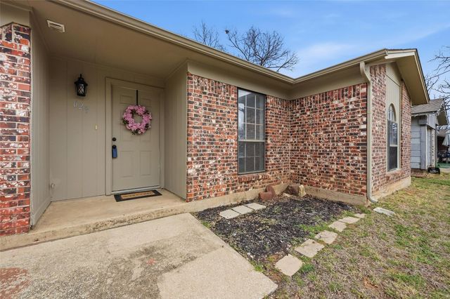 629 Chambers Street, Denton, TX 76205