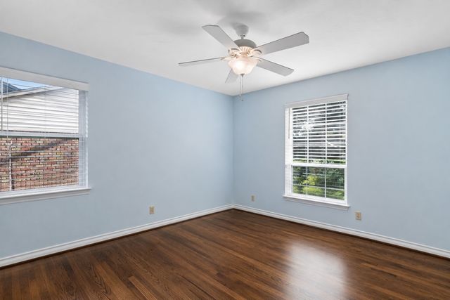 11122 Candlelight Lane, Dallas, TX 75229