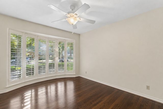 11122 Candlelight Lane, Dallas, TX 75229