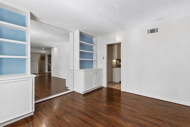 11122 Candlelight Lane, Dallas, TX 75229