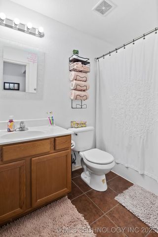 15108 E 108th Street North N, Owasso, OK 74055