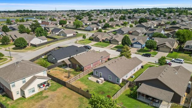 15108 E 108th Street North N, Owasso, OK 74055