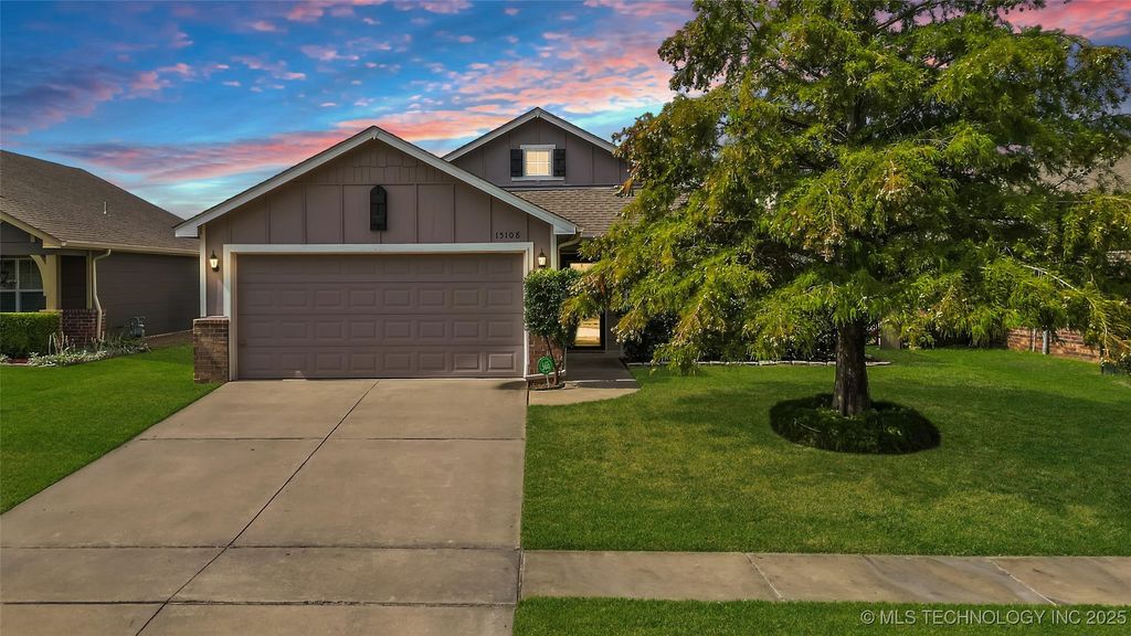 15108 E 108th Street North N, Owasso, OK 74055