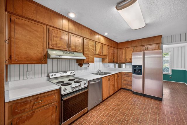 823 Legare Road SW, Aiken, SC 29803