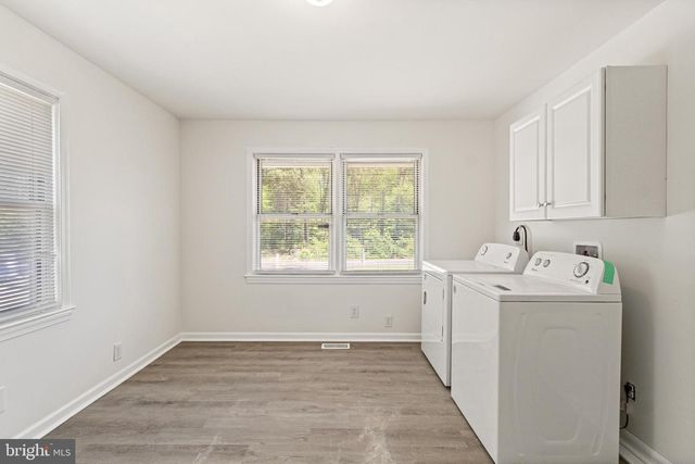 6160 FREDERICKSBURG TPKE, Woodford, VA 22580