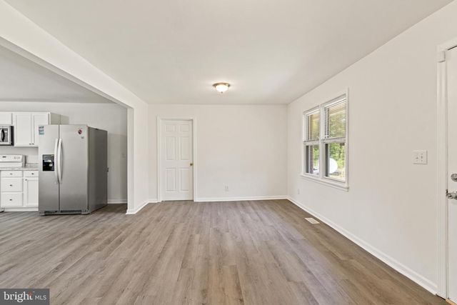6160 FREDERICKSBURG TPKE, Woodford, VA 22580