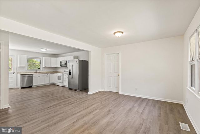 6160 FREDERICKSBURG TPKE, Woodford, VA 22580