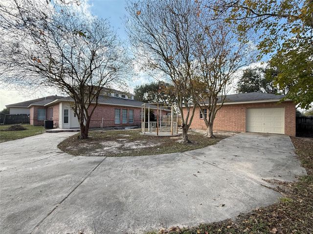 11346 Old Telegraph Road, Houston, TX 77067