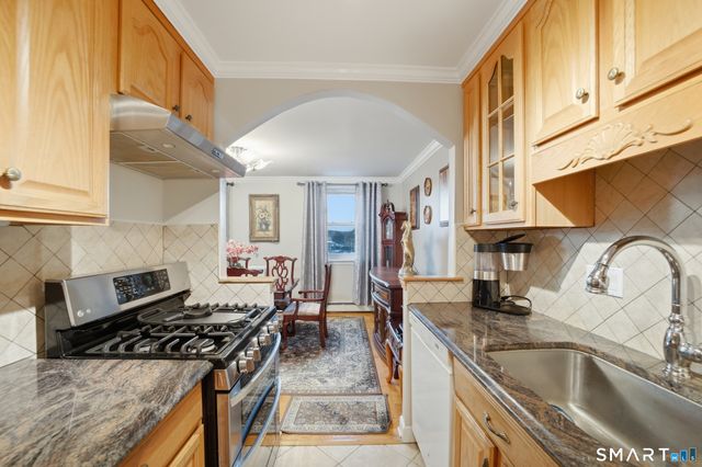 27 Northill Street APT 5S, Stamford, CT 06907