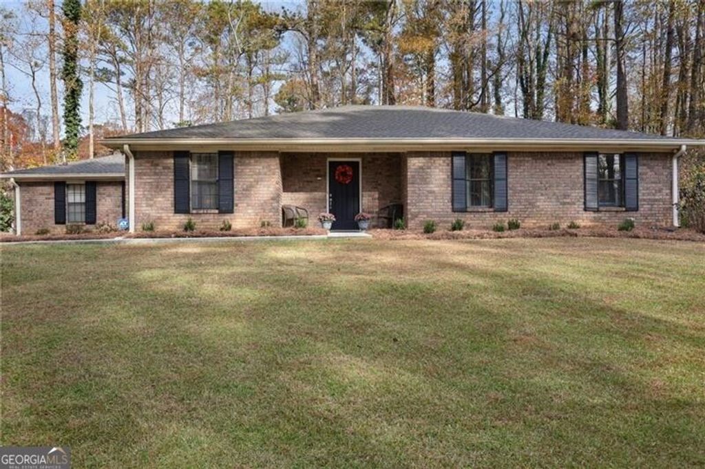84 Lake Somerset Drive NW, Marietta, GA 30064 — exterior