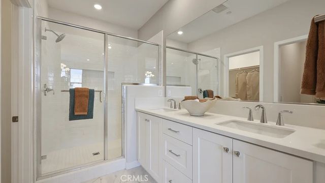 925 Walnut Terrace, Montebello, CA 90640