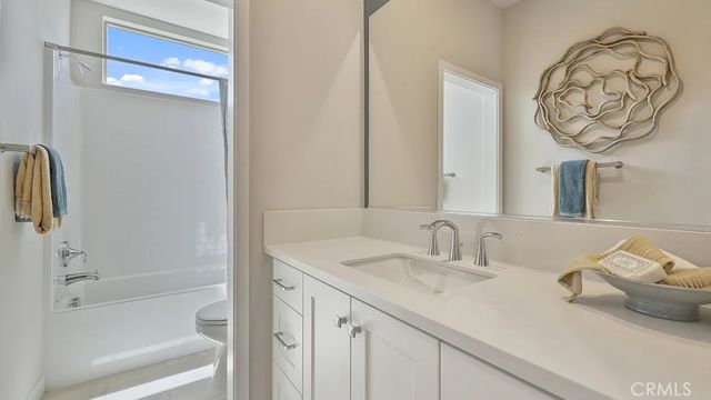 925 Walnut Terrace, Montebello, CA 90640