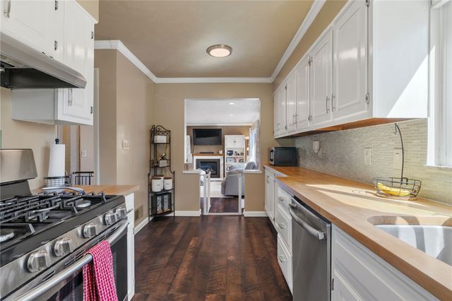 127 Hoffman St, Shaler, PA 15116