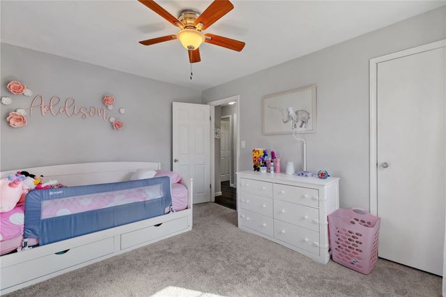 127 Hoffman St, Shaler, PA 15116