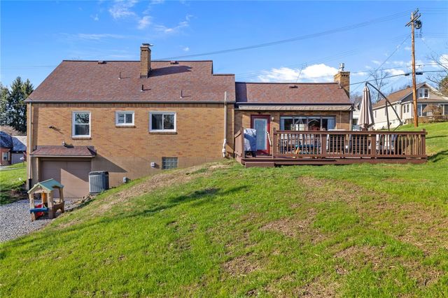 127 Hoffman St, Shaler, PA 15116