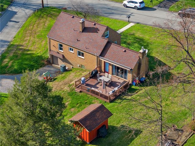 127 Hoffman St, Shaler, PA 15116