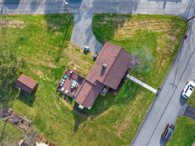 127 Hoffman St, Shaler, PA 15116