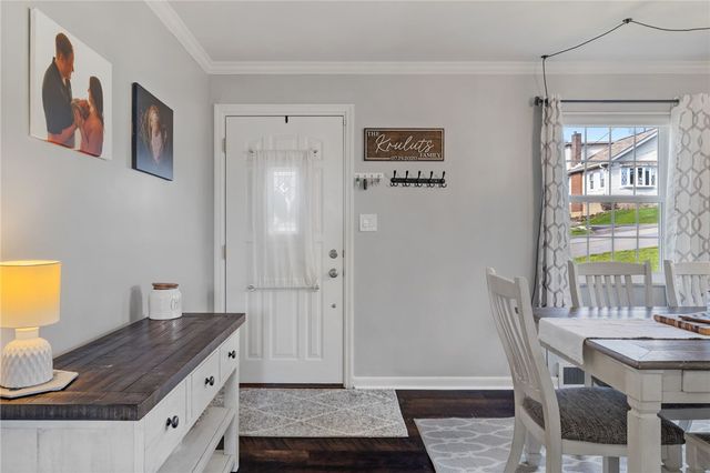 127 Hoffman St, Shaler, PA 15116