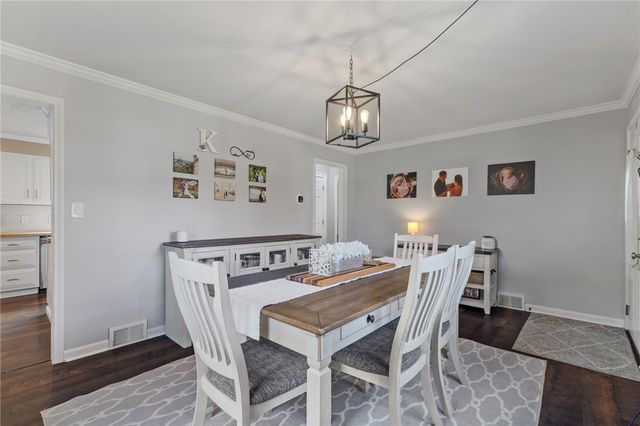 127 Hoffman St, Shaler, PA 15116