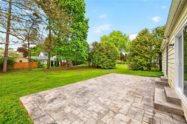 520 Old Mill Lane, Webster, NY 14580