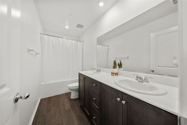 1385 Caprice Court, Hemet, CA 92543