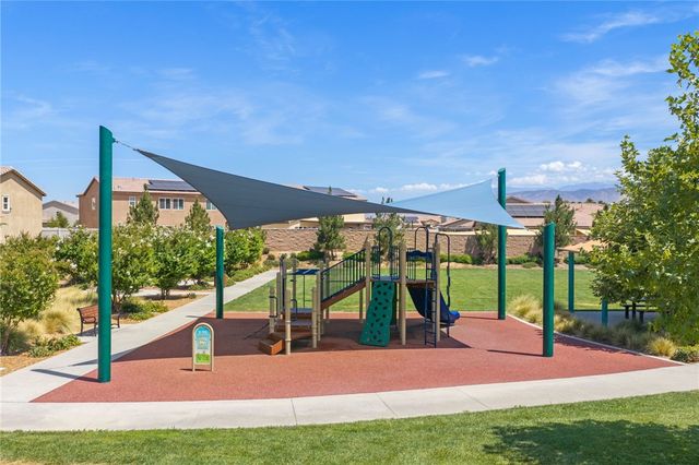 1385 Caprice Court, Hemet, CA 92543