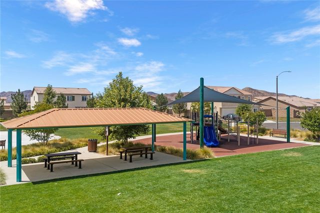 1385 Caprice Court, Hemet, CA 92543