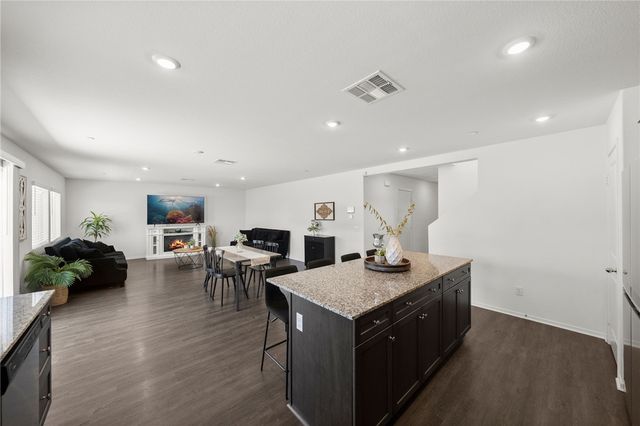 1385 Caprice Court, Hemet, CA 92543