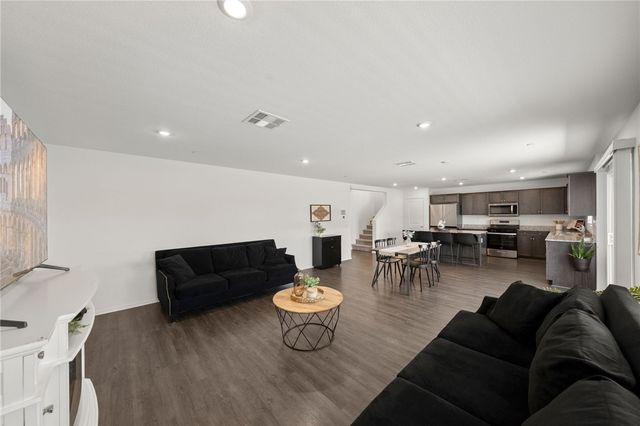 1385 Caprice Court, Hemet, CA 92543