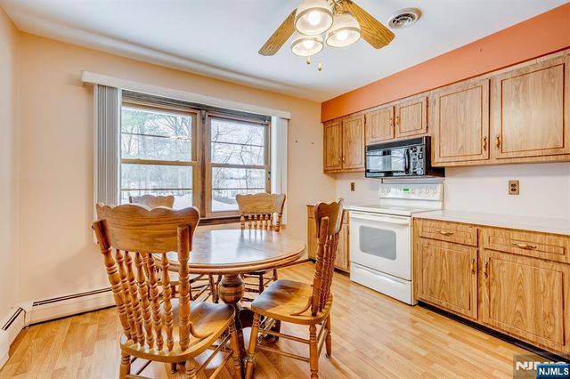 779 Decker Place, Paramus, NJ 07652