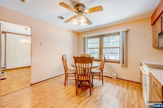 779 Decker Place, Paramus, NJ 07652