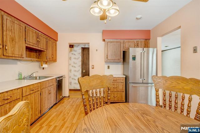 779 Decker Place, Paramus, NJ 07652