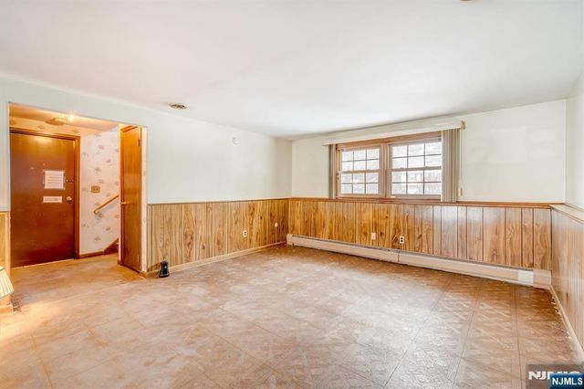 779 Decker Place, Paramus, NJ 07652