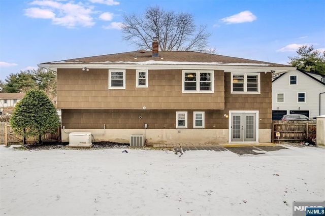 779 Decker Place, Paramus, NJ 07652