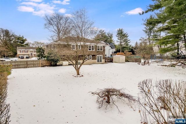 779 Decker Place, Paramus, NJ 07652