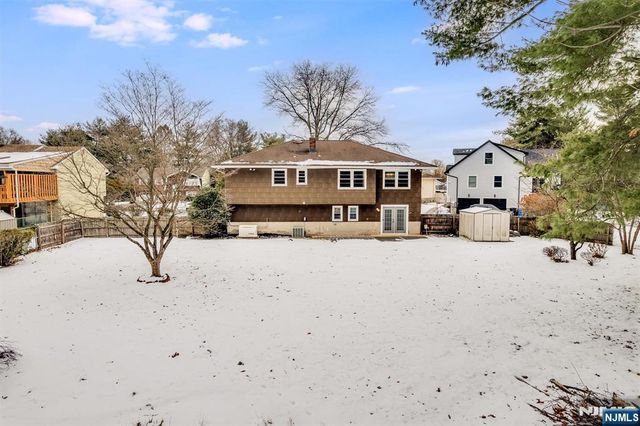 779 Decker Place, Paramus, NJ 07652