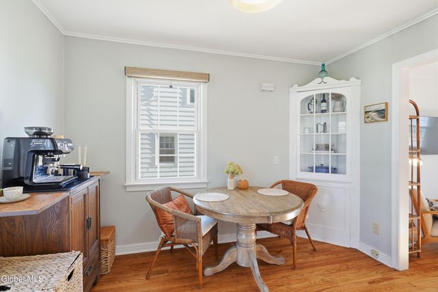 2049 Hoover Road, Niskayuna, NY 12304