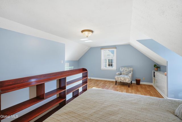 2049 Hoover Road, Niskayuna, NY 12304